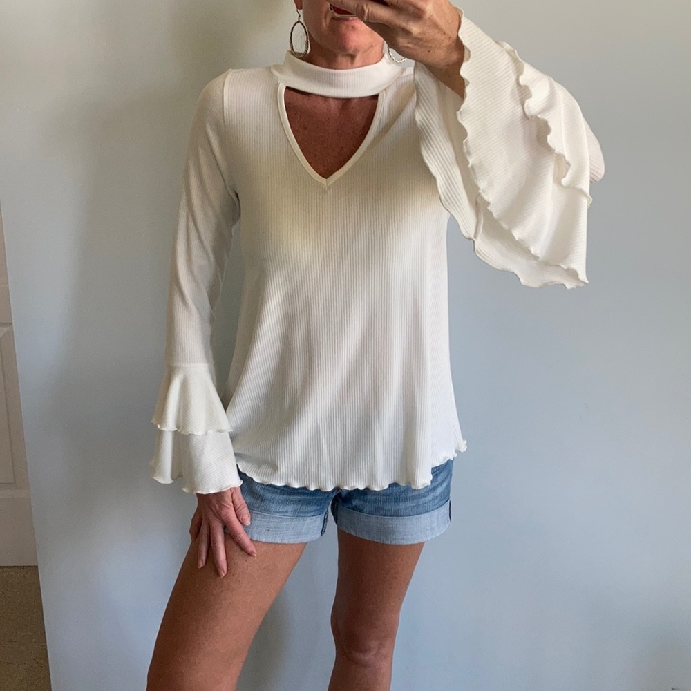 Choker Neck, Bell Sleeve Tunic Top - Picture 3 of 7